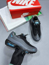Load image into Gallery viewer, Shoes