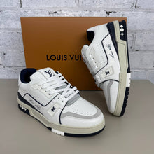 Load image into Gallery viewer, Shoes