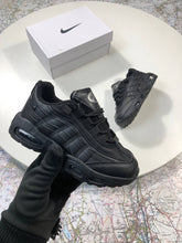 Load image into Gallery viewer, Shoes