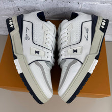 Load image into Gallery viewer, Shoes