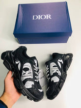 Load image into Gallery viewer, Shoes