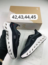 Load image into Gallery viewer, Shoes
