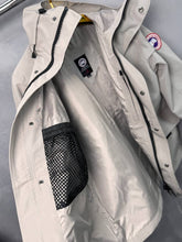 Load image into Gallery viewer, Jacket