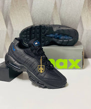 Load image into Gallery viewer, Shoes