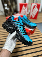 Load image into Gallery viewer, Shoes
