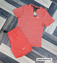 Load image into Gallery viewer, Tshirt