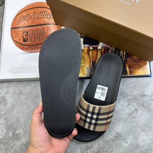 Load image into Gallery viewer, Slipper