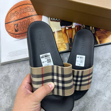 Load image into Gallery viewer, Slipper