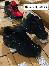 Load image into Gallery viewer, Shoes