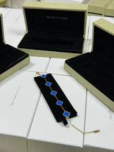 Load image into Gallery viewer, Necklace
