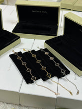 Load image into Gallery viewer, Necklace