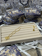 Load image into Gallery viewer, Necklace