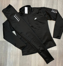 Load image into Gallery viewer, Tracksuit women