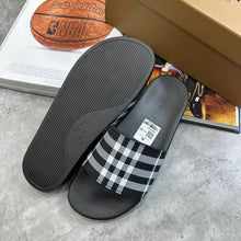 Load image into Gallery viewer, Slipper