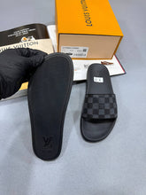 Load image into Gallery viewer, Slipper