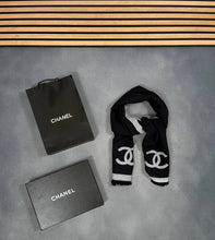 Load image into Gallery viewer, Scarf