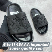 Load image into Gallery viewer, Slipper