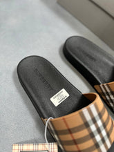 Load image into Gallery viewer, Slipper