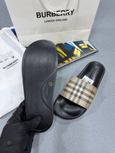 Load image into Gallery viewer, Slipper