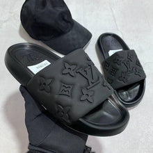 Load image into Gallery viewer, Slipper