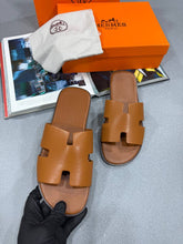 Load image into Gallery viewer, Slipper