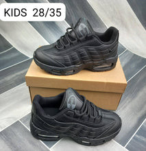 Load image into Gallery viewer, Shoes