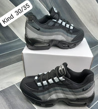Load image into Gallery viewer, Shoes