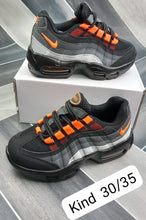 Load image into Gallery viewer, Shoes