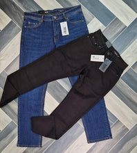 Load image into Gallery viewer, Jeans
