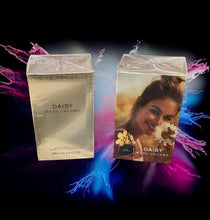 Load image into Gallery viewer, Perfume