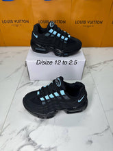 Load image into Gallery viewer, Shoes