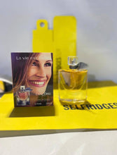 Load image into Gallery viewer, Perfume