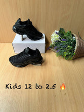 Load image into Gallery viewer, Shoes