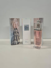 Load image into Gallery viewer, Perfume