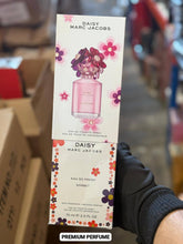 Load image into Gallery viewer, Perfume
