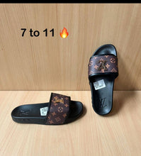 Load image into Gallery viewer, Slipper