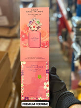 Load image into Gallery viewer, Perfume