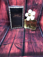 Load image into Gallery viewer, Perfume