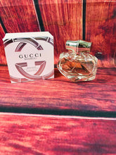 Load image into Gallery viewer, Perfume