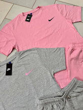 Load image into Gallery viewer, Tshirt