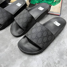 Load image into Gallery viewer, Slipper