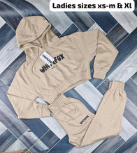 Load image into Gallery viewer, Tracksuit