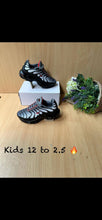 Load image into Gallery viewer, Shoes