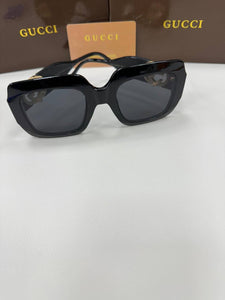 Sunglass