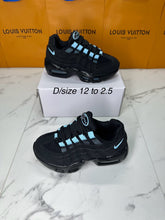 Load image into Gallery viewer, Shoes