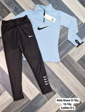 Load image into Gallery viewer, Tracksuit