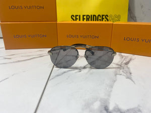 Sunglass
