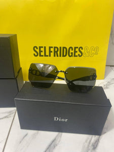 Sunglass