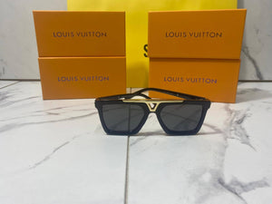 Sunglass