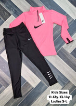 Load image into Gallery viewer, Tracksuit